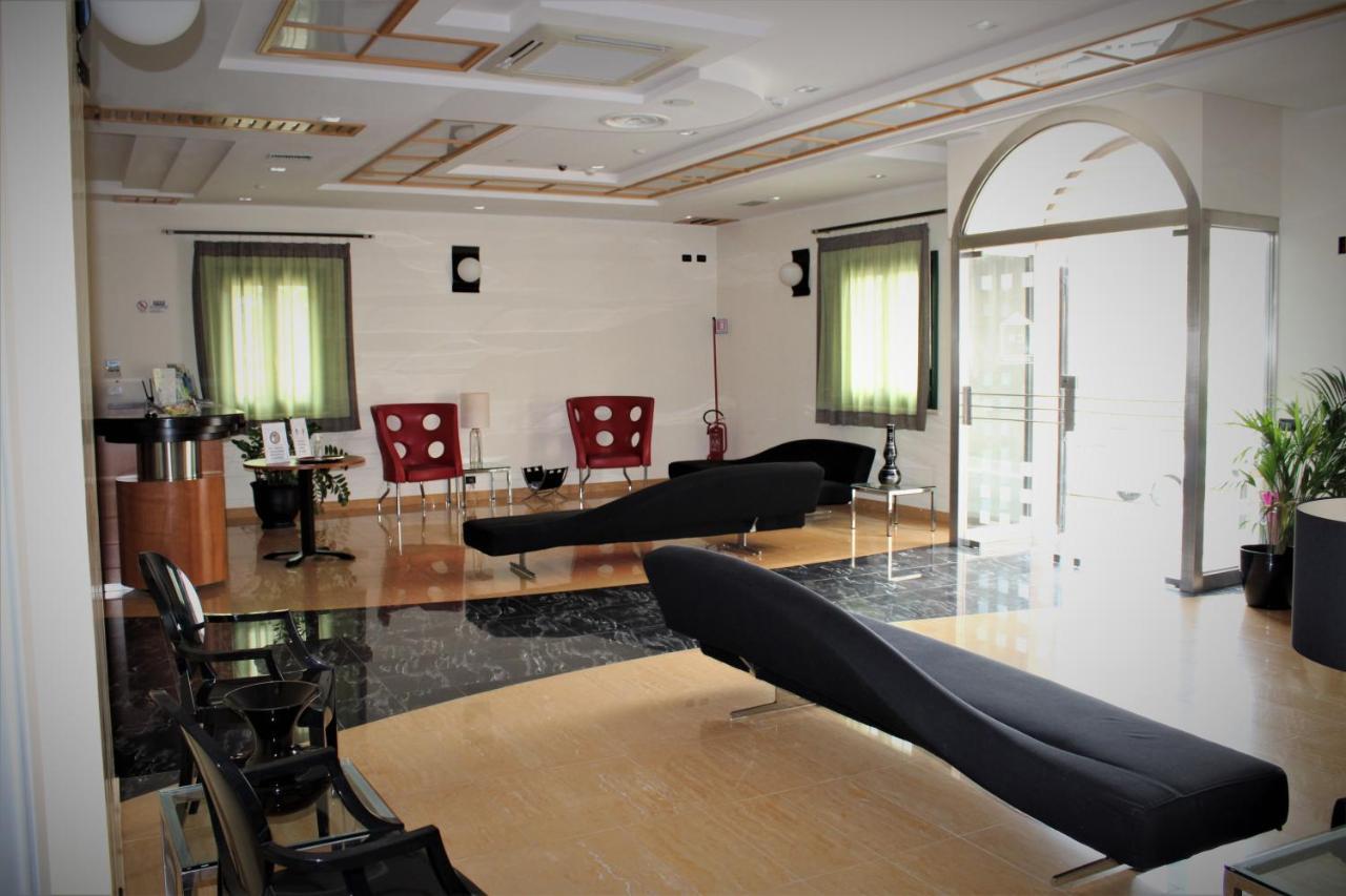 Cerri Hotel Trapani Luaran gambar